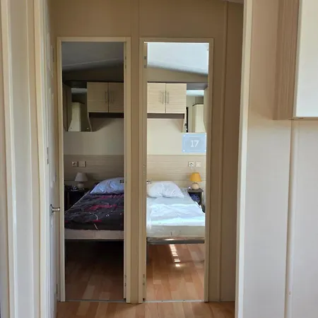 Grand Mobil Climatisation 4 X Velos Fournis Camping Dolus d'Oléron